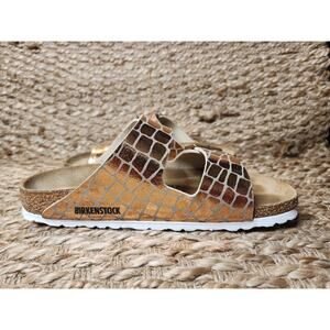 Birkenstock Birko-Flor Arizona Gator Gleam Sandals, Metallic Copper Sz 39 US 8